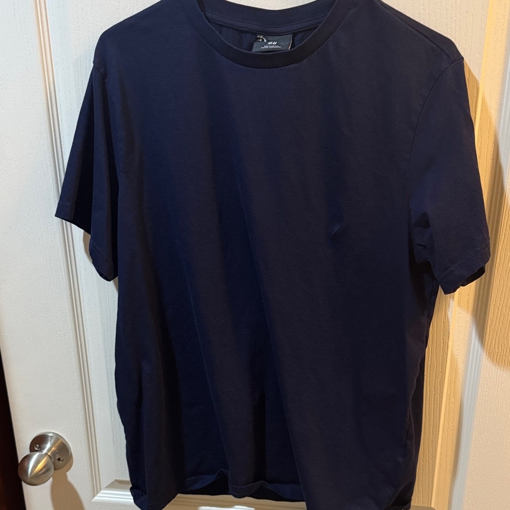 H&M Men's Navy Short Sleeve Tee